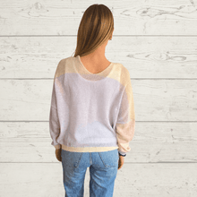 Cargar imagen en el visor de la galería, Sweater tres colores, fondo Blanco  Invierno
