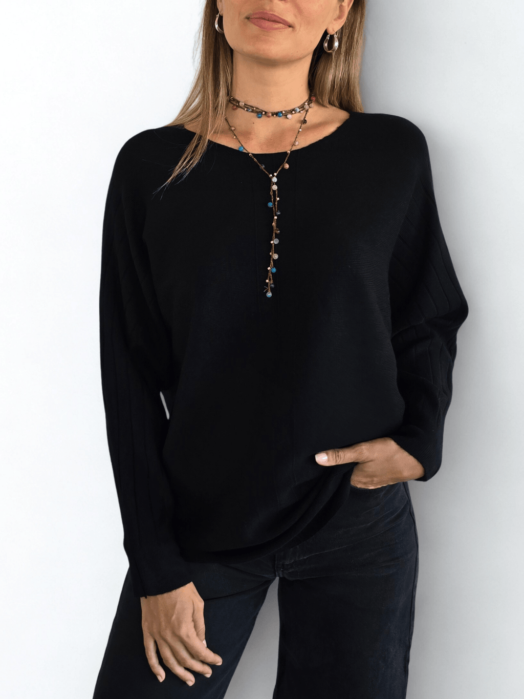 Sweater Murciélago, color Negro