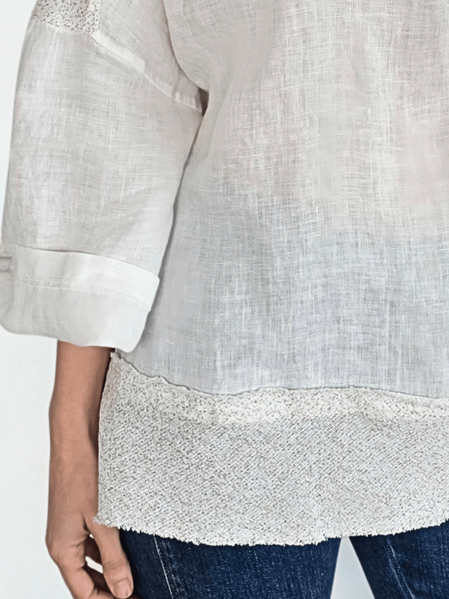 Blusa Italiana 100% Lino escote en V, color Blanco
