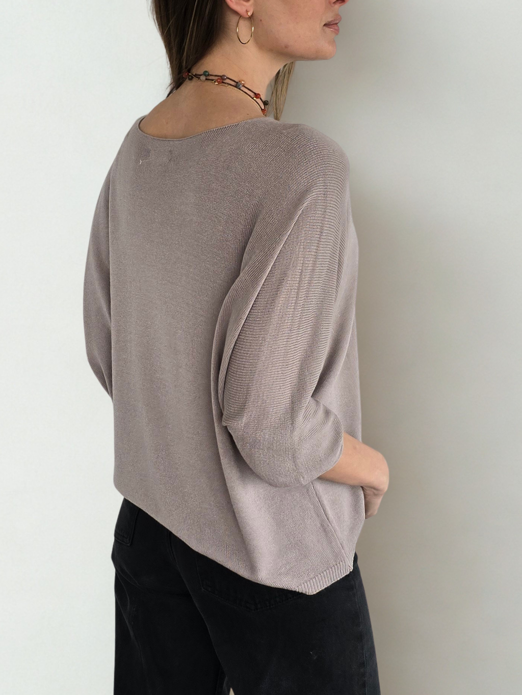 Sweater Italiano Escote en V, color Taupe