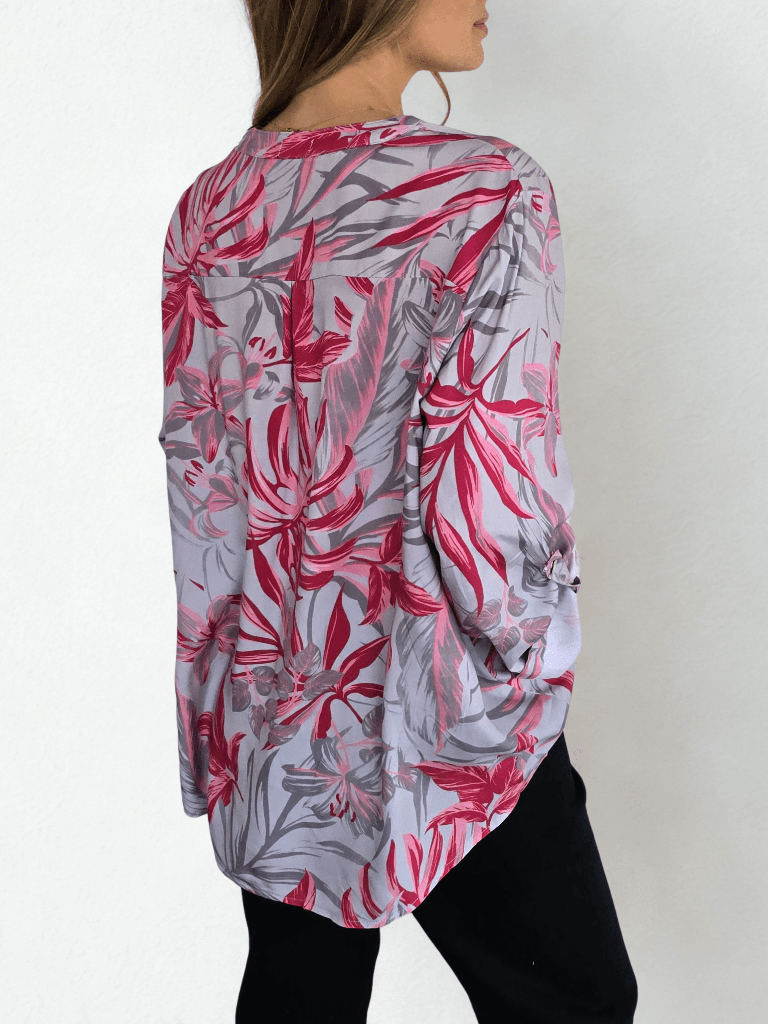 Blusa Estampada, fondo Gris