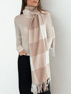 Bufanda cuadros, color beige con blanco