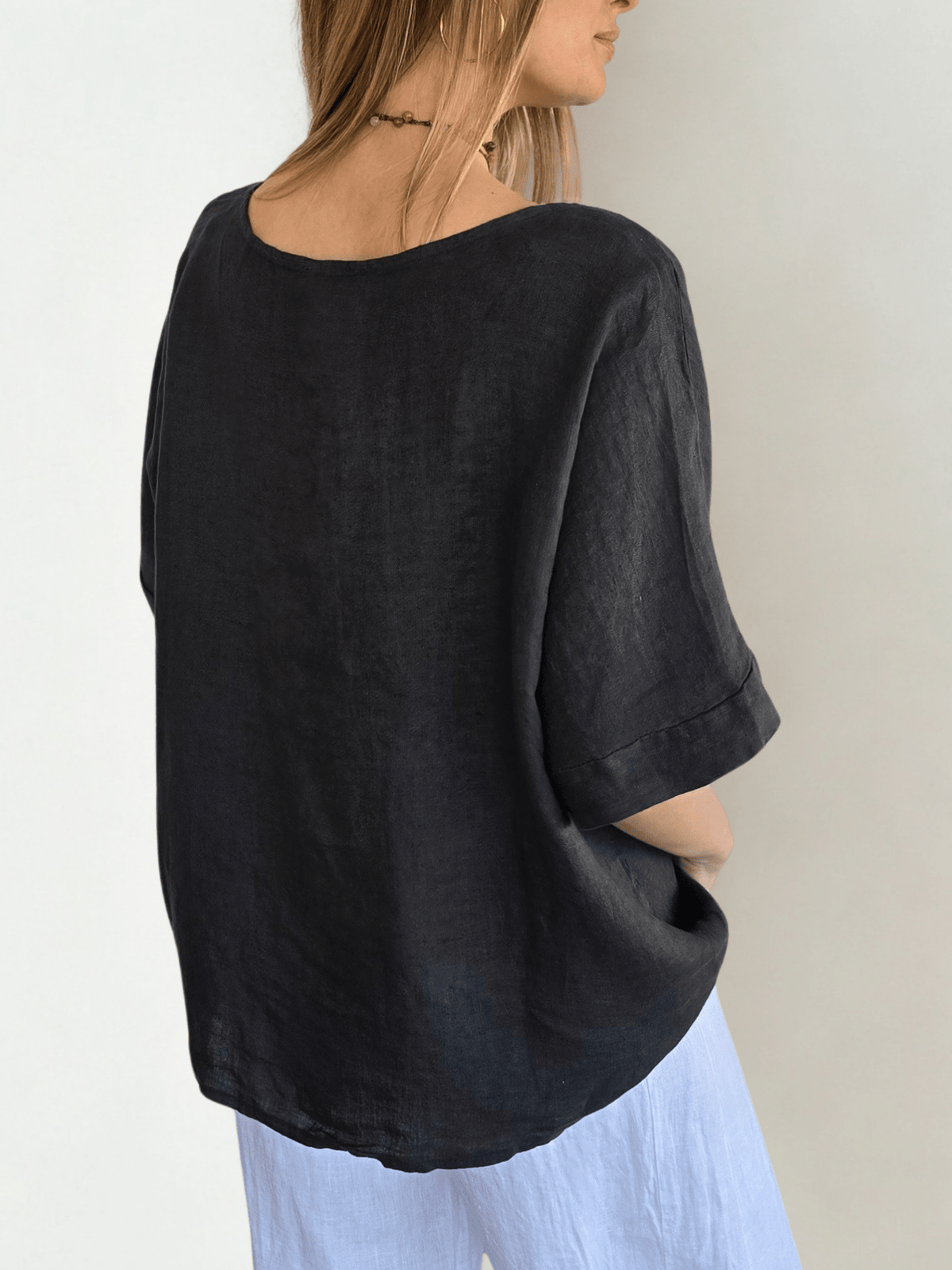 Blusa Italiana 100% Lino dos Bolsillos, color Gris