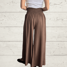 Cargar imagen en el visor de la galería, Pantalón ancho, color Chocolate
