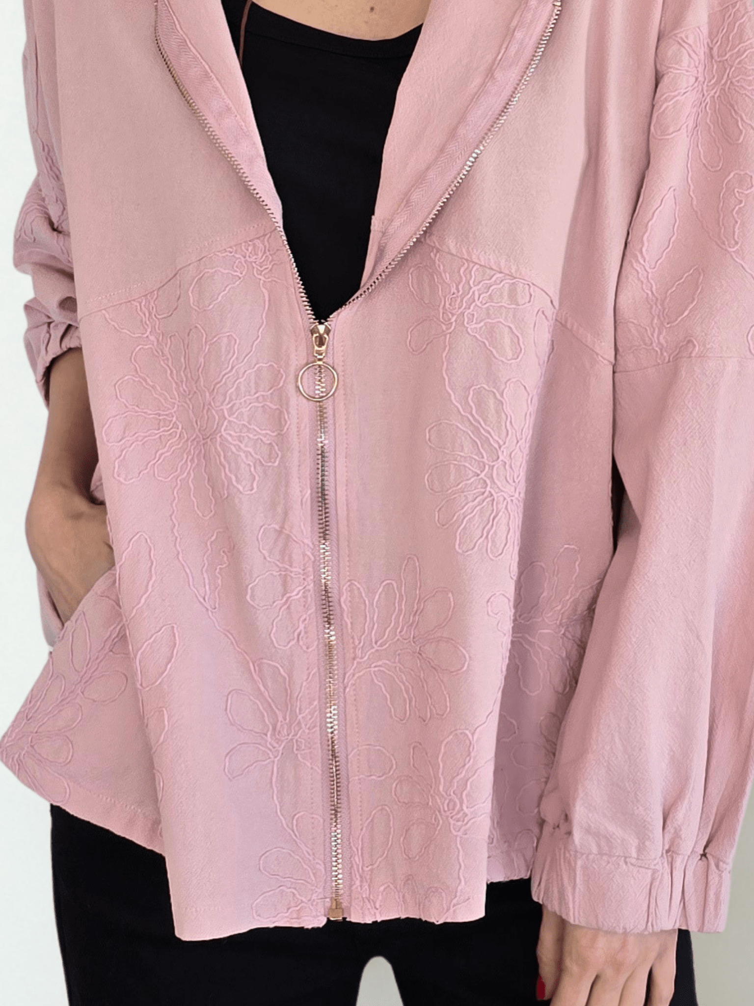 Chaqueta Bordada con Gorro, color Rosado