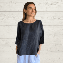 Cargar imagen en el visor de la galería, Blusa 100% Lino Italiano con botones a los lados, color Gris
