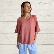 Cargar imagen en el visor de la galería, Sweater Italiano básico, color Terracota claro
