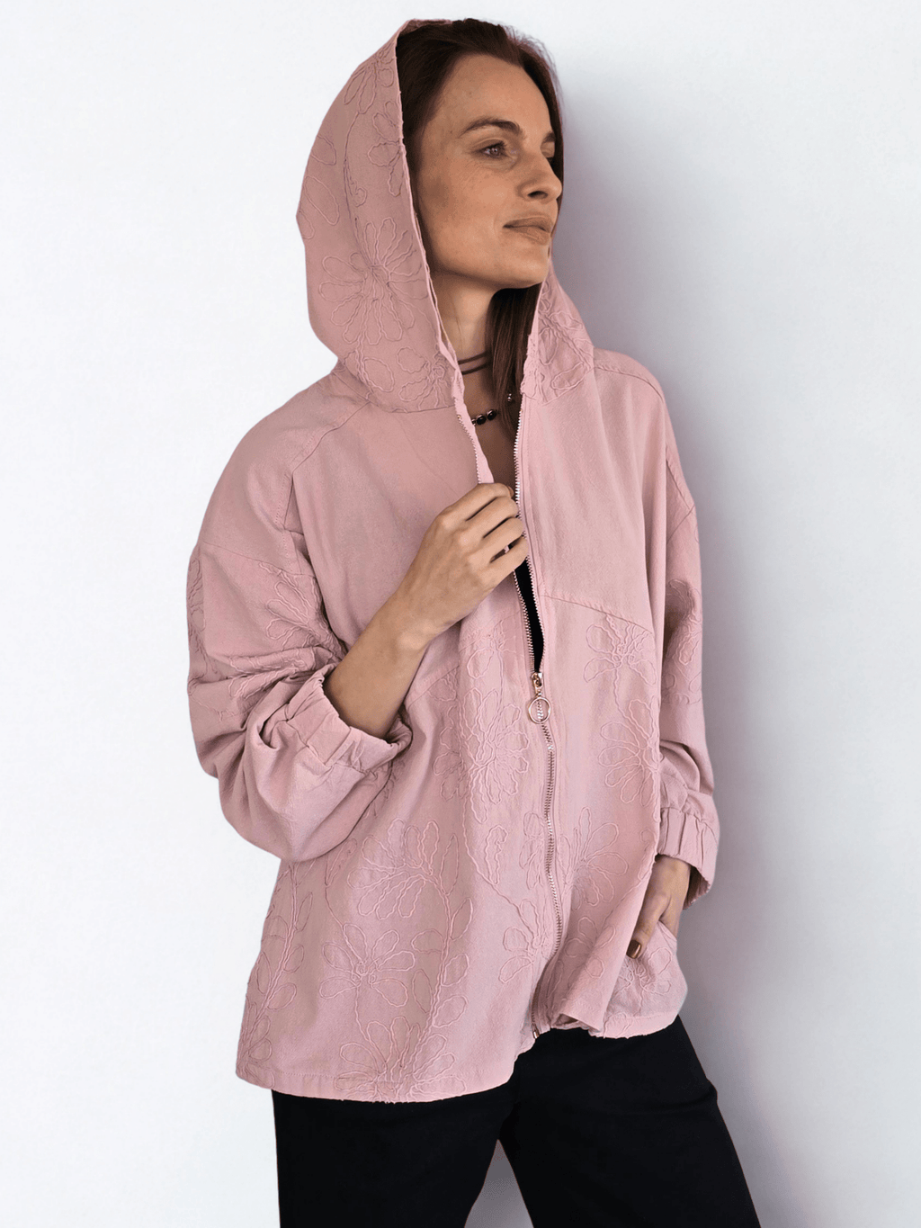 Chaqueta Bordada con Gorro, color Rosado