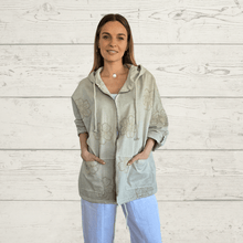 Cargar imagen en el visor de la galería, Chaqueta Italiana Bordada, color Beige
