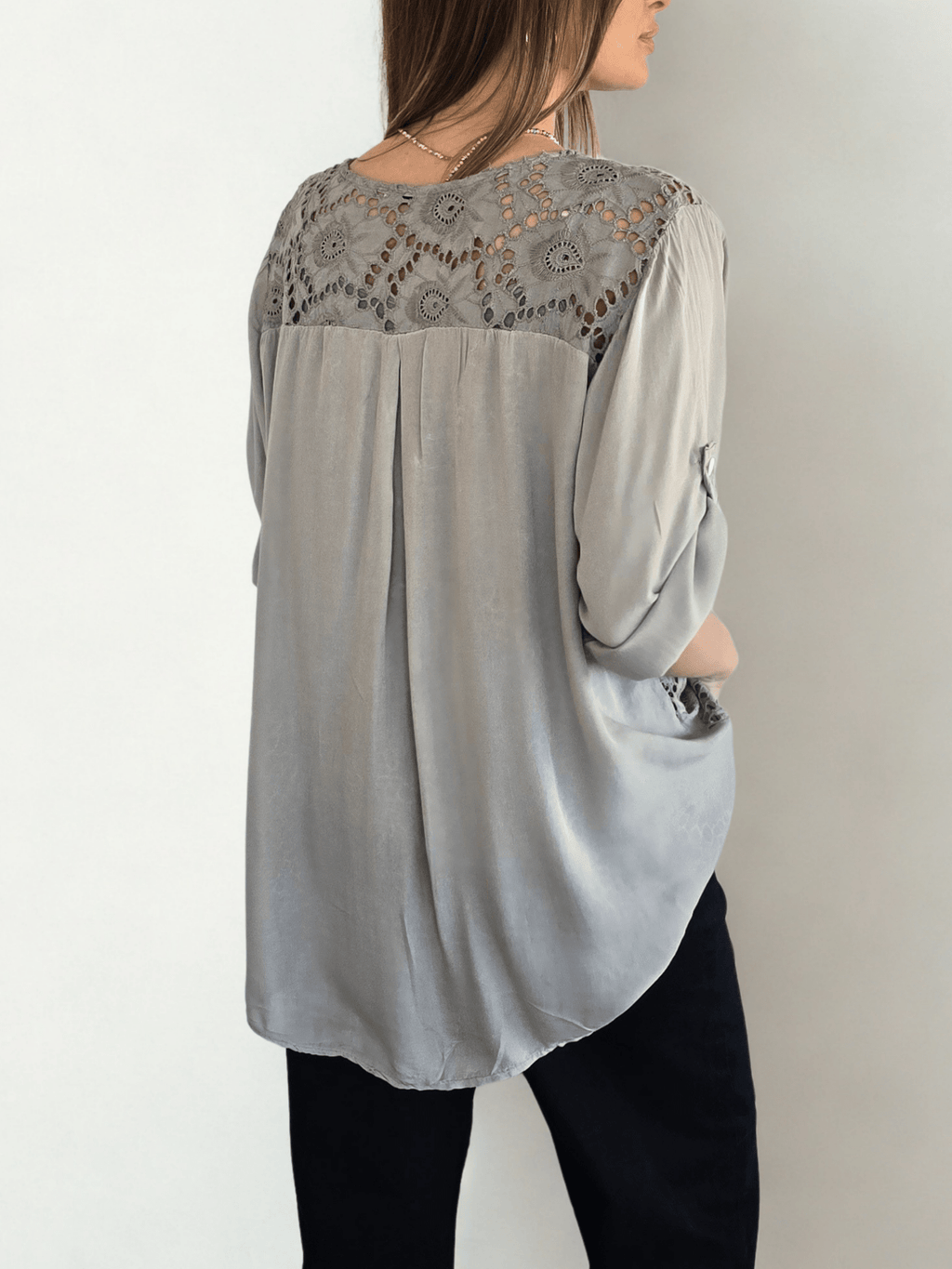 Blusa Italiana Macramé con Polera, color Taupe