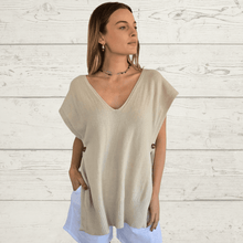 Cargar imagen en el visor de la galería, Sweater Italiano Adelfia, color Beige
