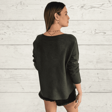 Cargar imagen en el visor de la galería, Sweater Italiano básico, color Verde
