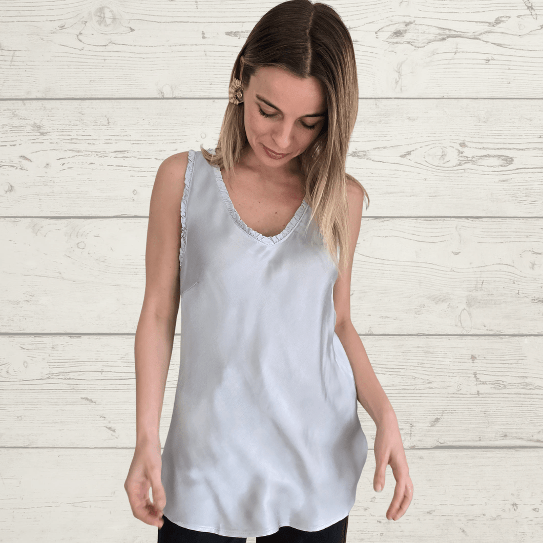 Blusa Italiana sin mangas, color Gris Claro