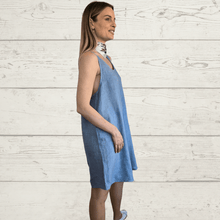 Cargar imagen en el visor de la galería, Vestido de Lino Italiano sin mangas, color Celeste
