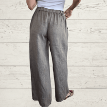 Cargar imagen en el visor de la galería, Pantalón 100% Lino Italiano, color Taupe
