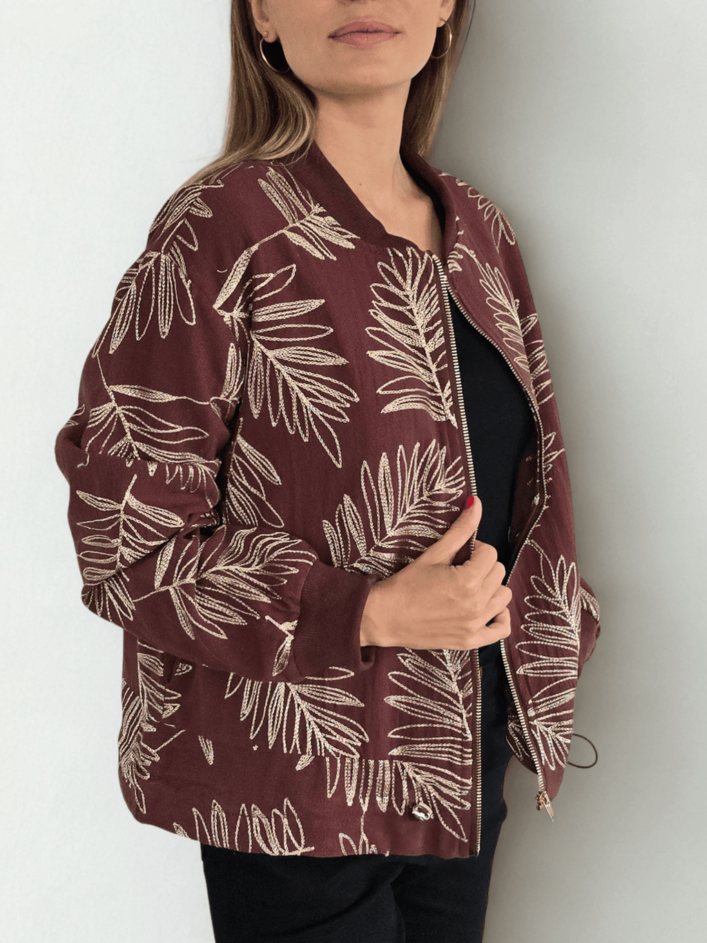 Chaqueta Bomber Bordado, color Burdeo