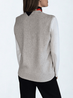 Sweater Sin Mangas Escote en V, color Beige