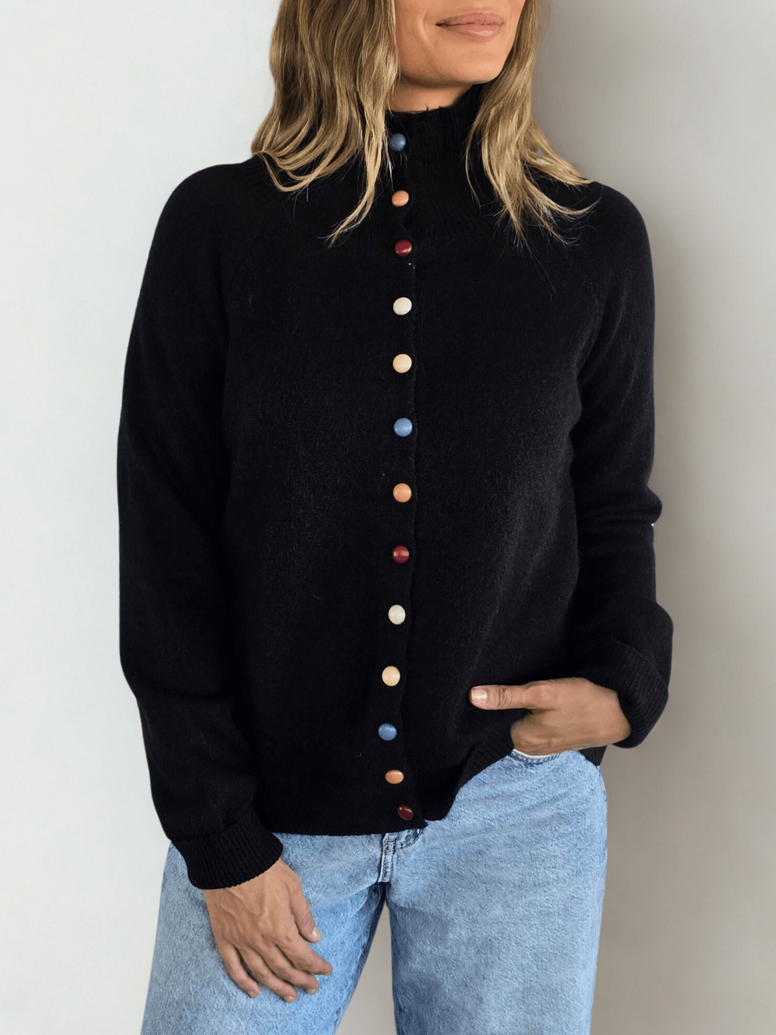 Chaleco con Botones de Colores, color Negro