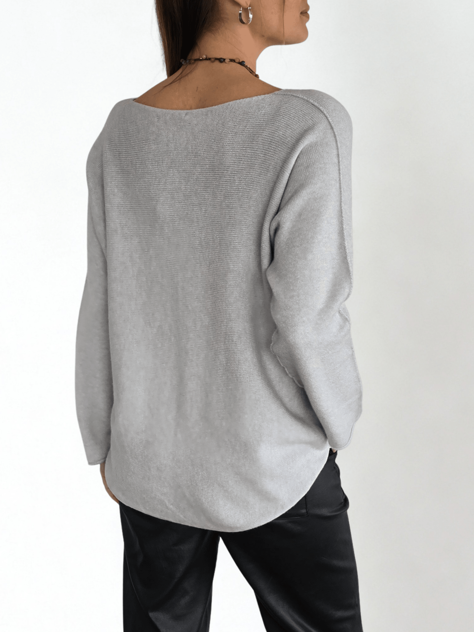 Sweater Italiano Escote en V, color Gris