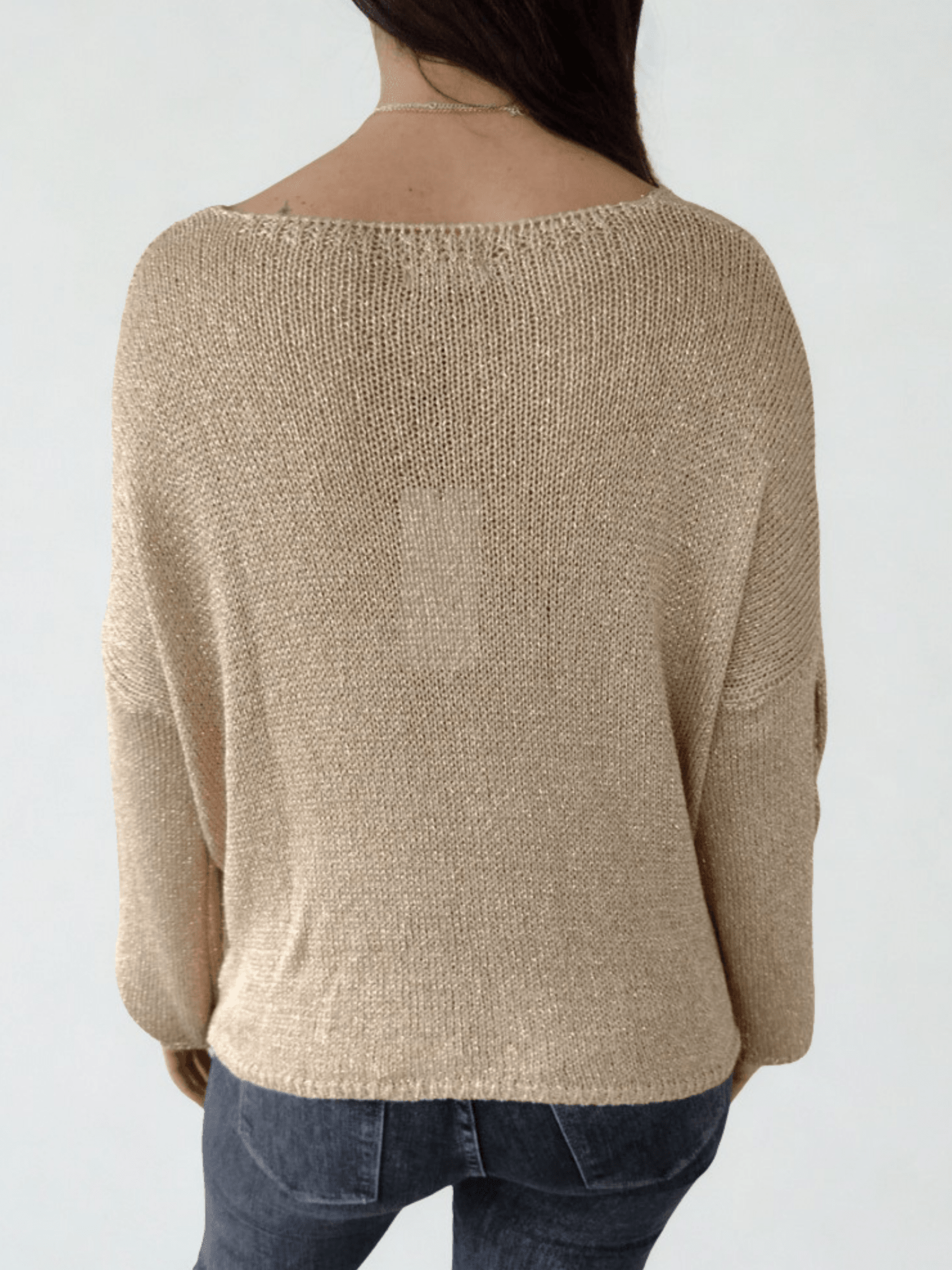 Sweater Italiano con adornos en las mangas, color tostado