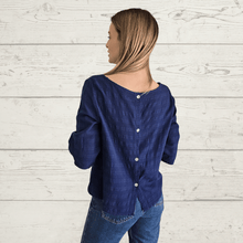 Cargar imagen en el visor de la galería, Blusa Italiana con botones en la espalda, color Azul
