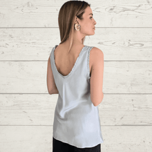 Cargar imagen en el visor de la galería, Blusa Italiana sin mangas, color Gris Claro
