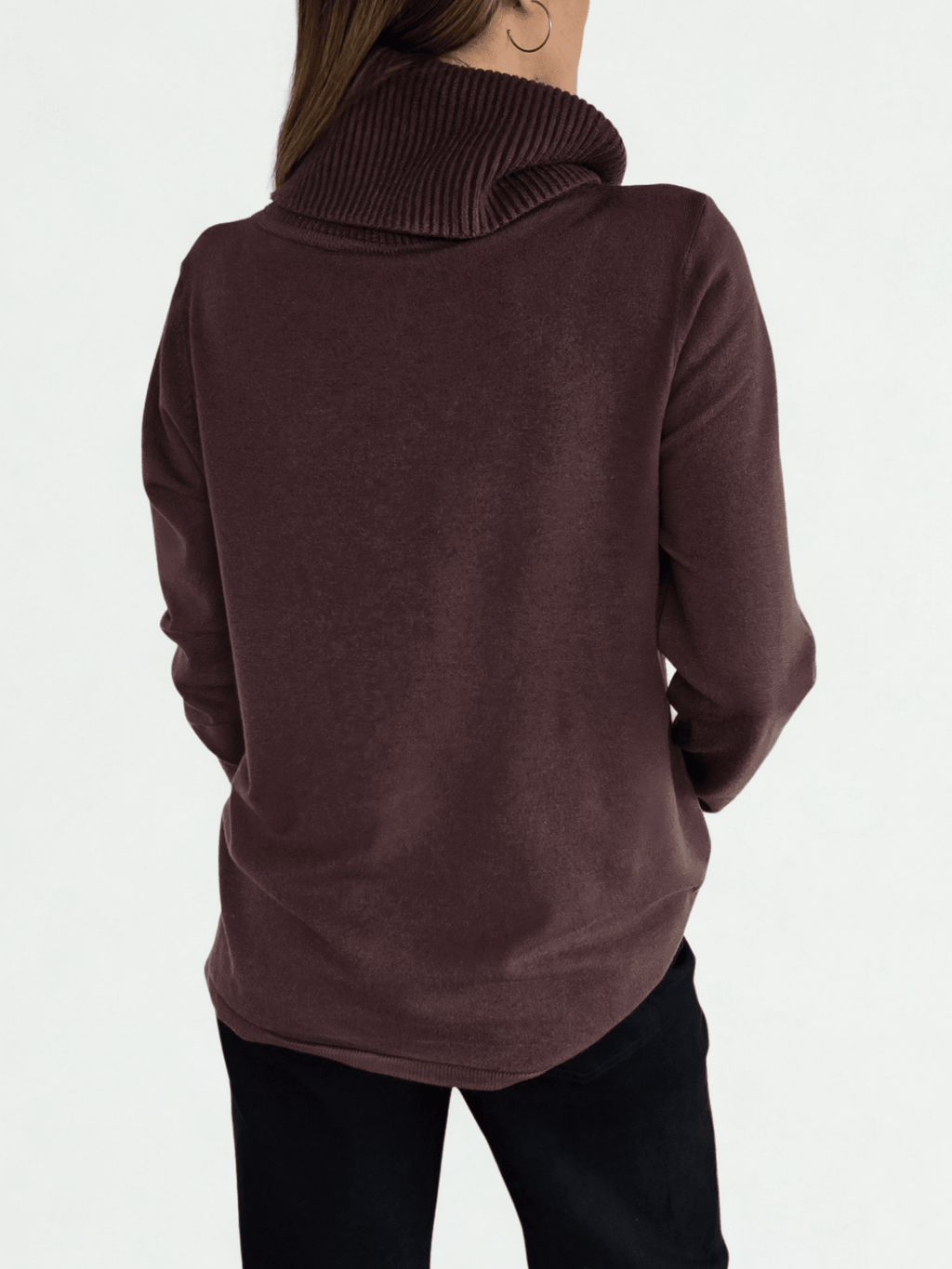 Sweater Cuello Subido, color Chocolate