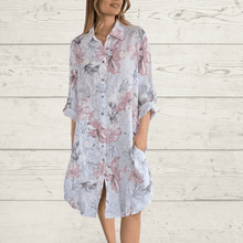 Cargar imagen en el visor de la galería, Vestido de Lino Italiano estampado, fondo Blanco
