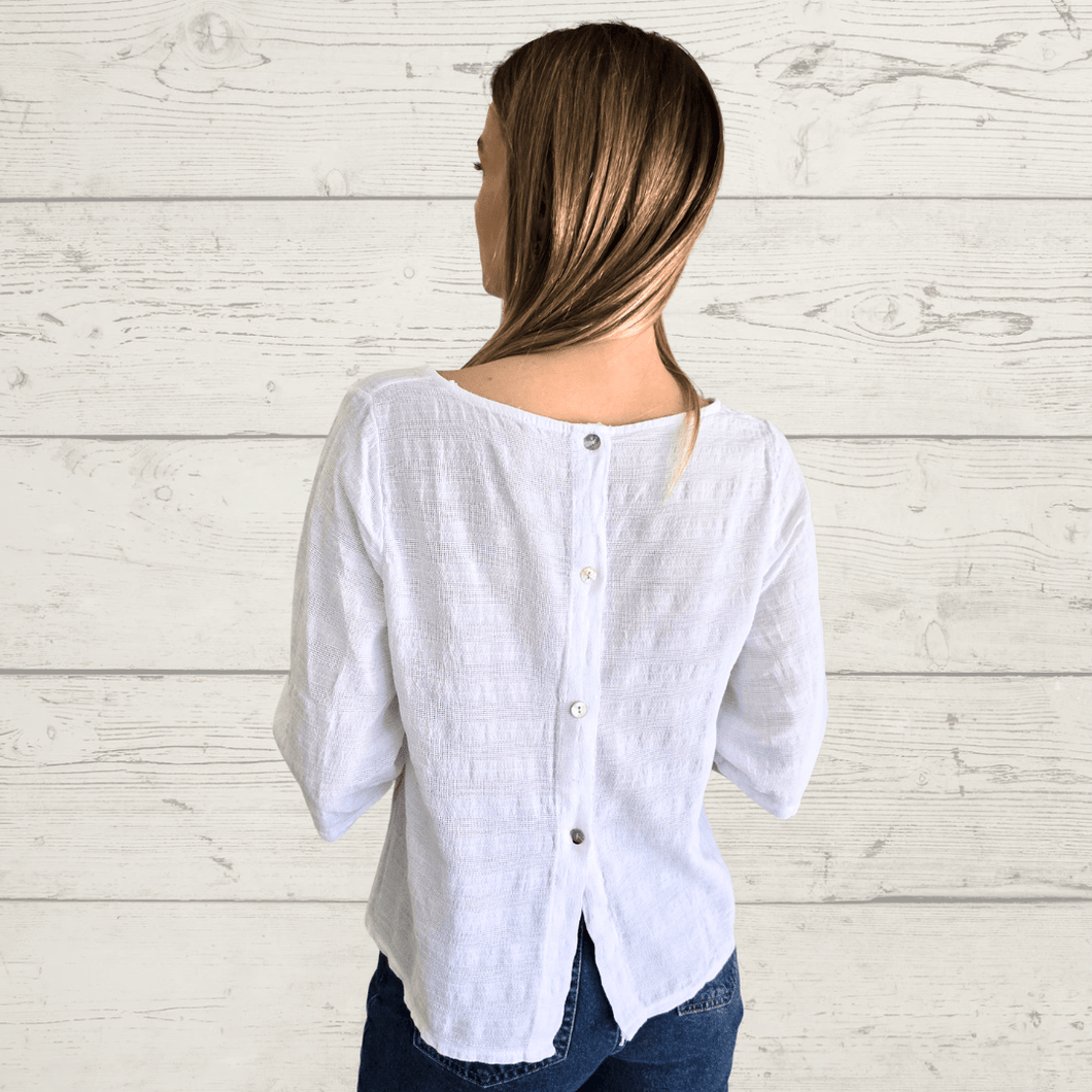 Blusa Italina con botones en la espalda, color Blanco