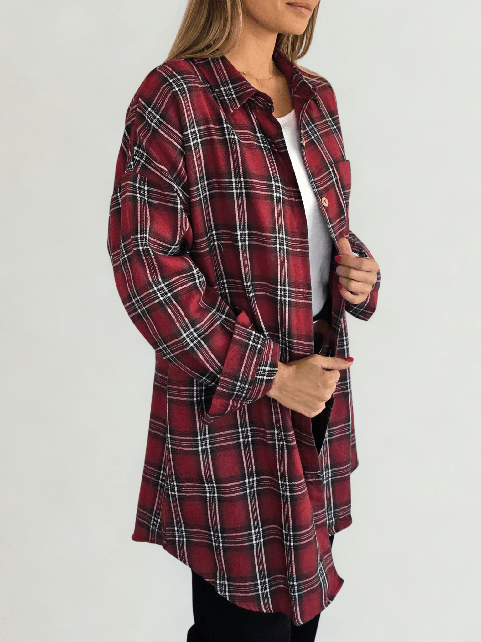 Blusa Escocesa, fondo Burdeo