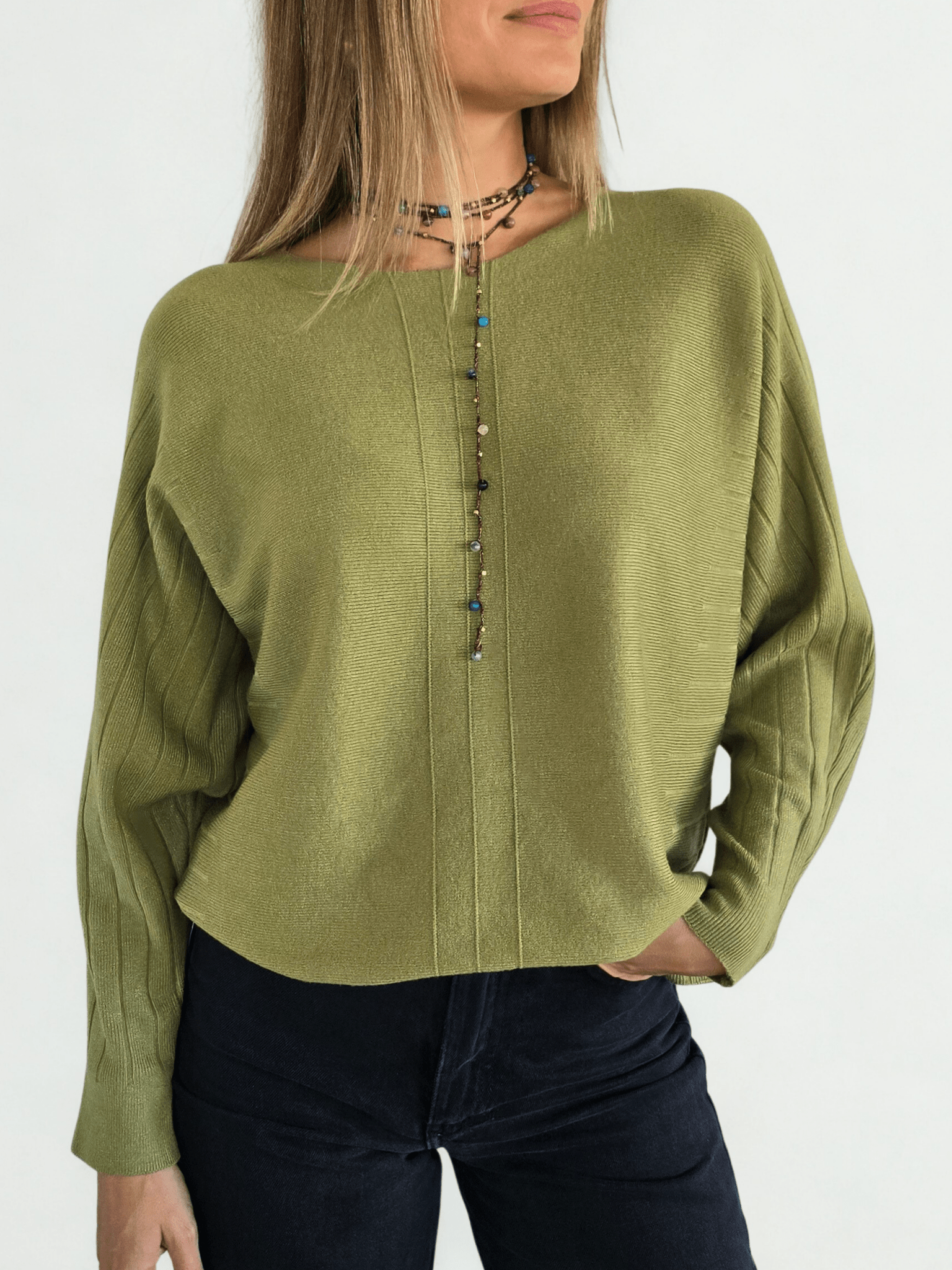 Sweater Murciélago, color Pistacho