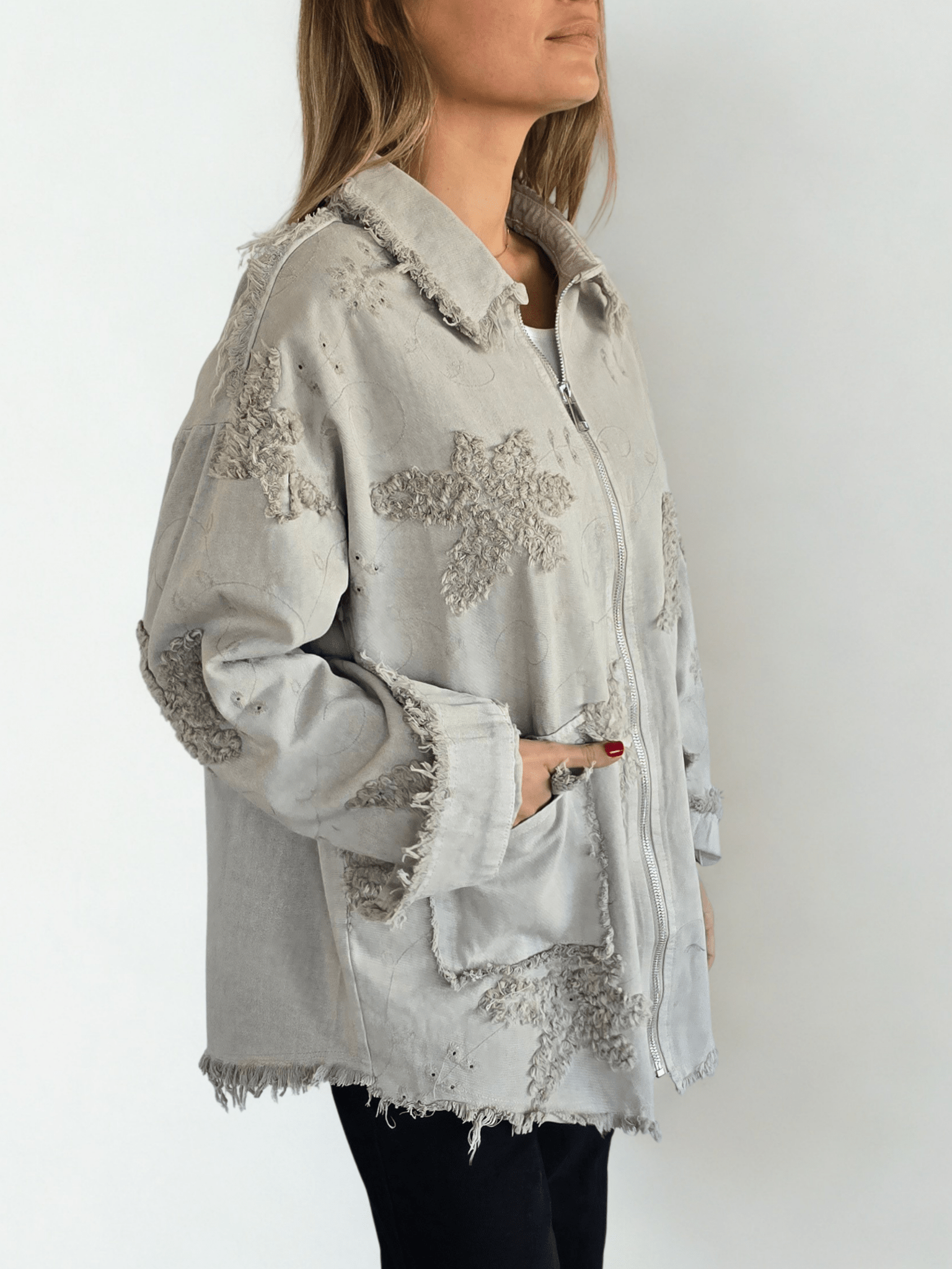 Chaqueta Bordada, color Beige