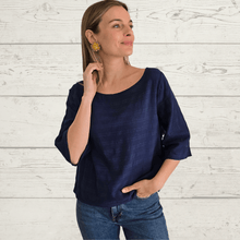 Cargar imagen en el visor de la galería, Blusa Italiana con botones en la espalda, color Azul
