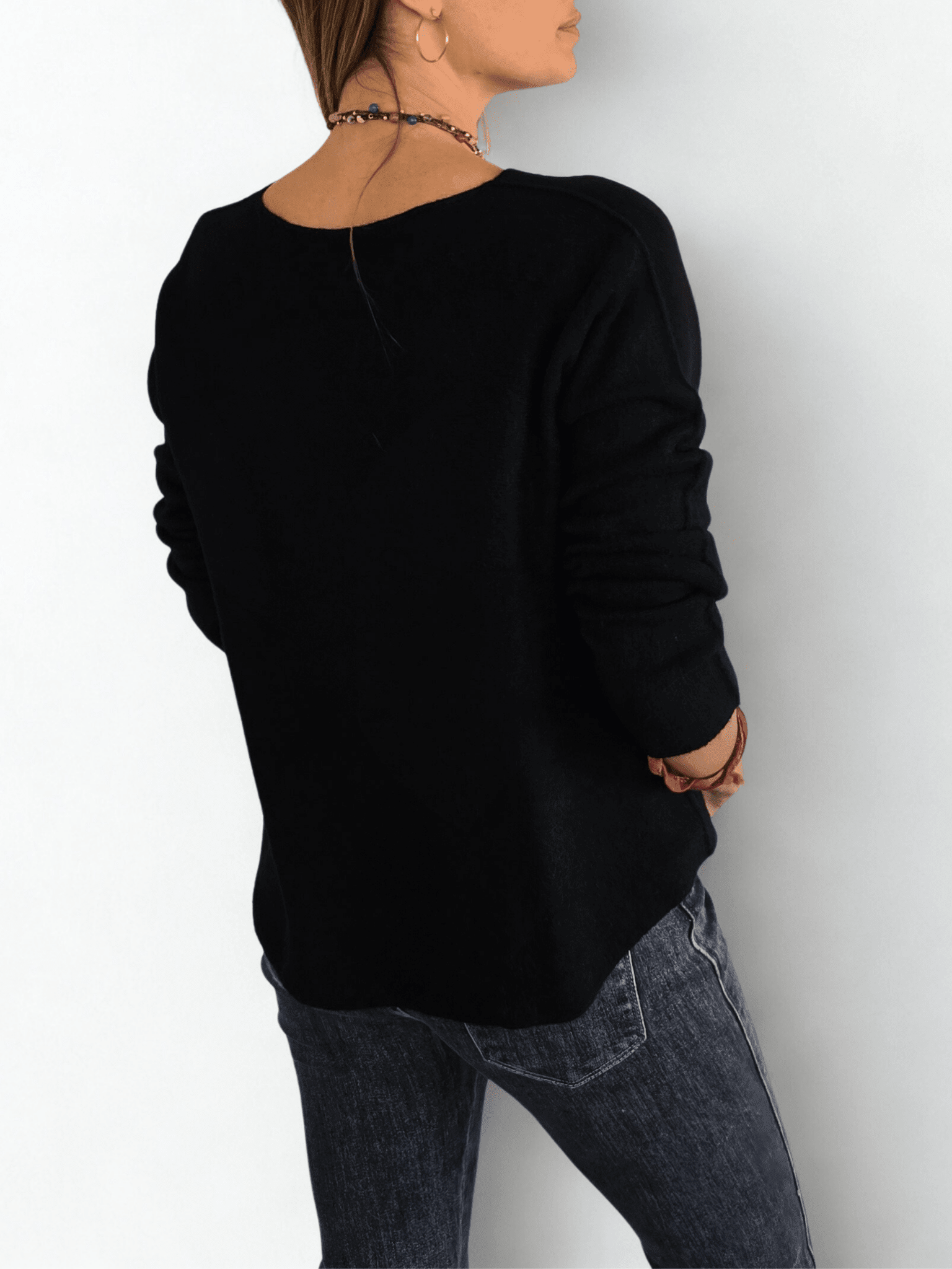 Sweater Italiano escote en V, color Negro