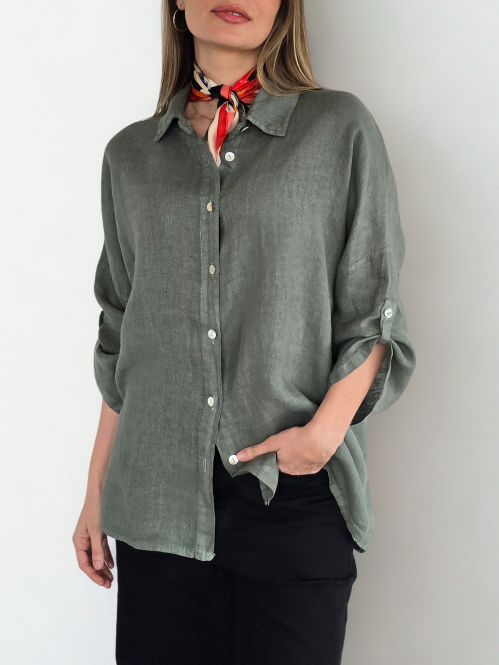 Blusa de Lino Italiano Ancha, color Verde