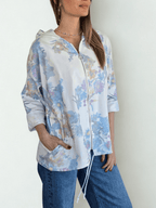 Chaqueta Estampada Flores, fondo Blanco