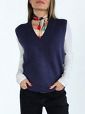 Sweater Sin Mangas escote en V, color Azul Marino