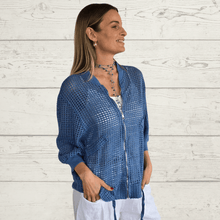 Cargar imagen en el visor de la galería, Chaqueta Bomber Italiana crochet, color Azul
