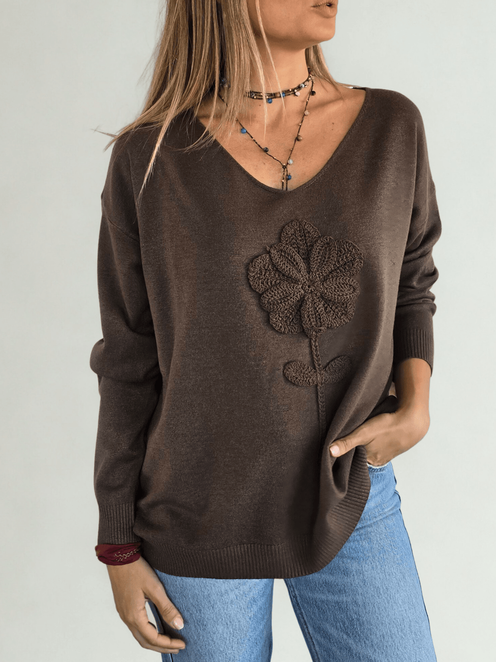 Sweater Flor, color Chocolate
