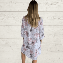 Cargar imagen en el visor de la galería, Vestido de Lino Italiano estampado, fondo Blanco
