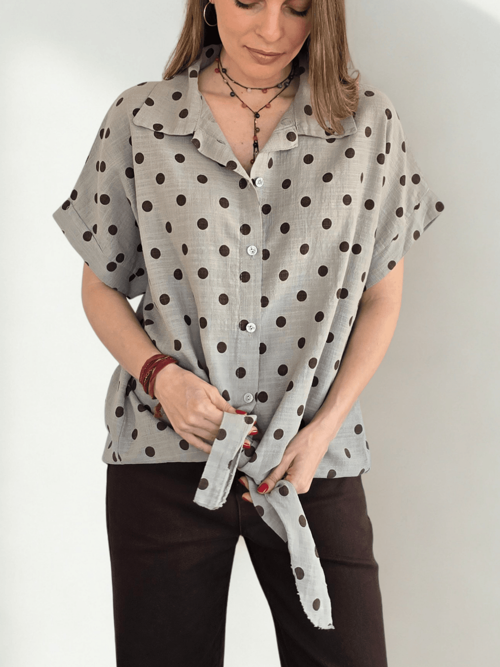 Blusa Italiana Lunares Manga corta, fondo Taupe