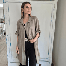 Cargar imagen en el visor de la galería, Blusa/Blusón largo Italiano, color Taupe

