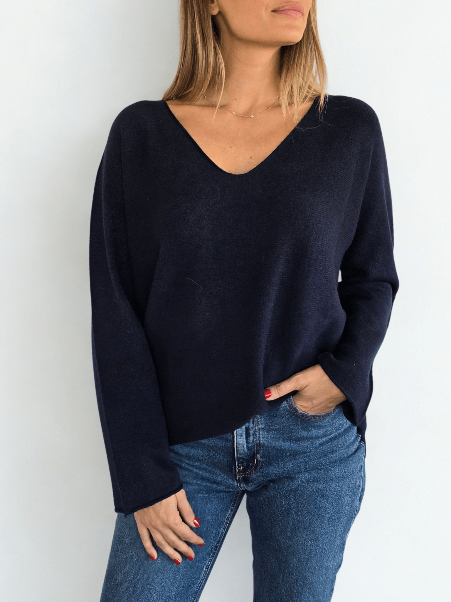Sweater Italiano escote en V, color Azul Marino