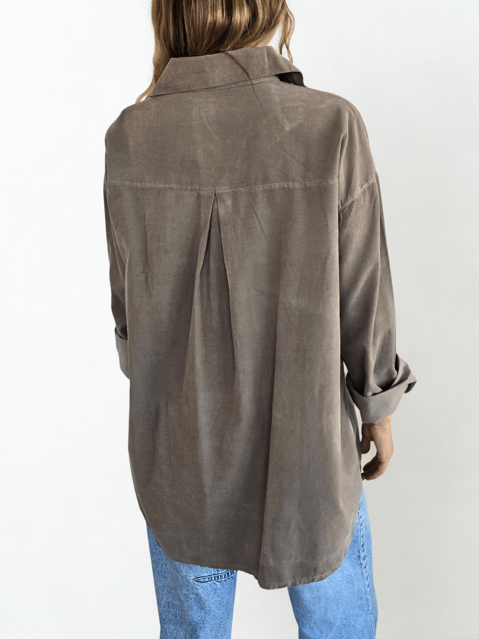 Blusa Italiana Cotelé mil rayas un botón, color Taupe
