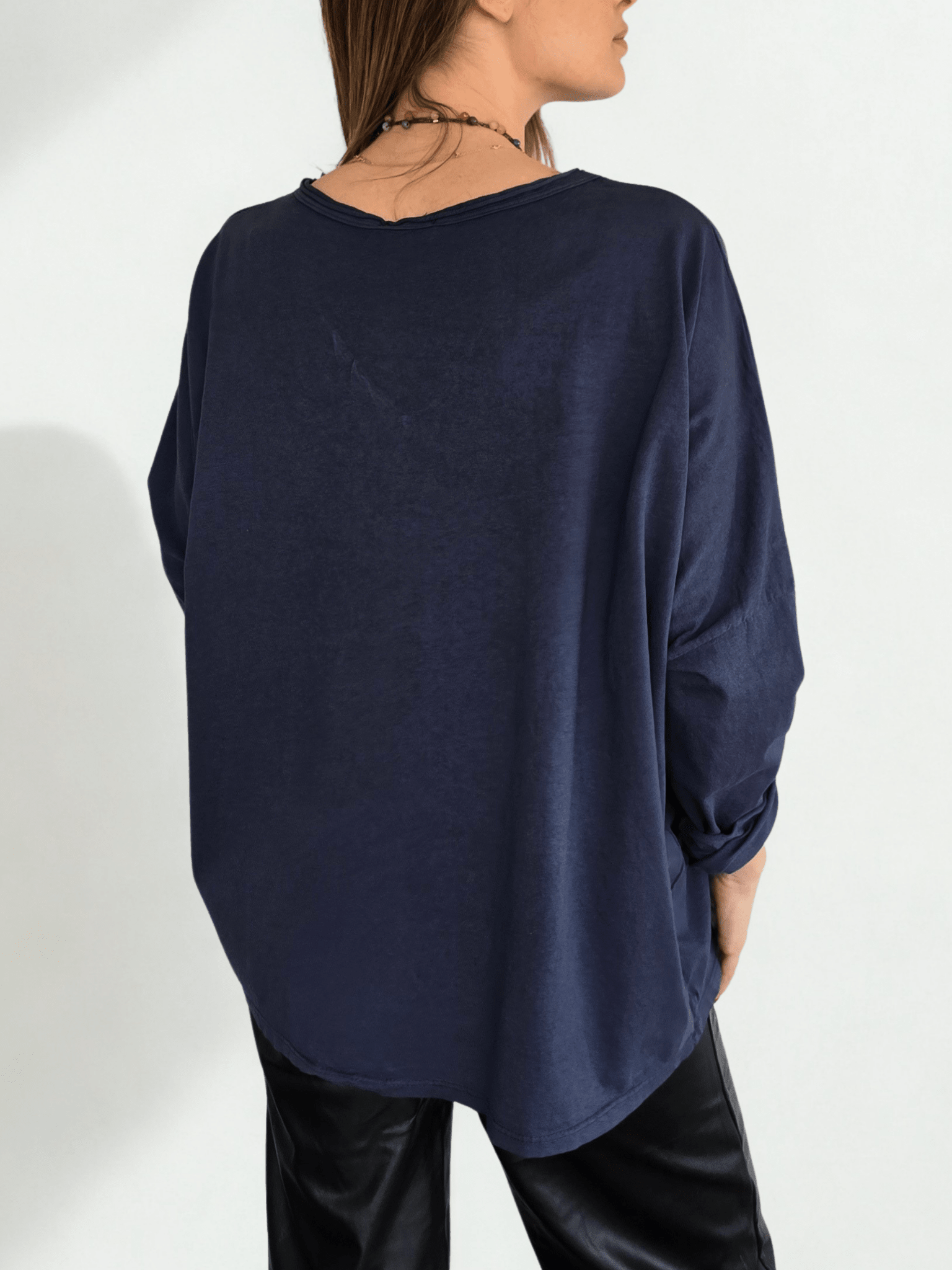 Polera Italiana Estampada, fondo Azul Marino