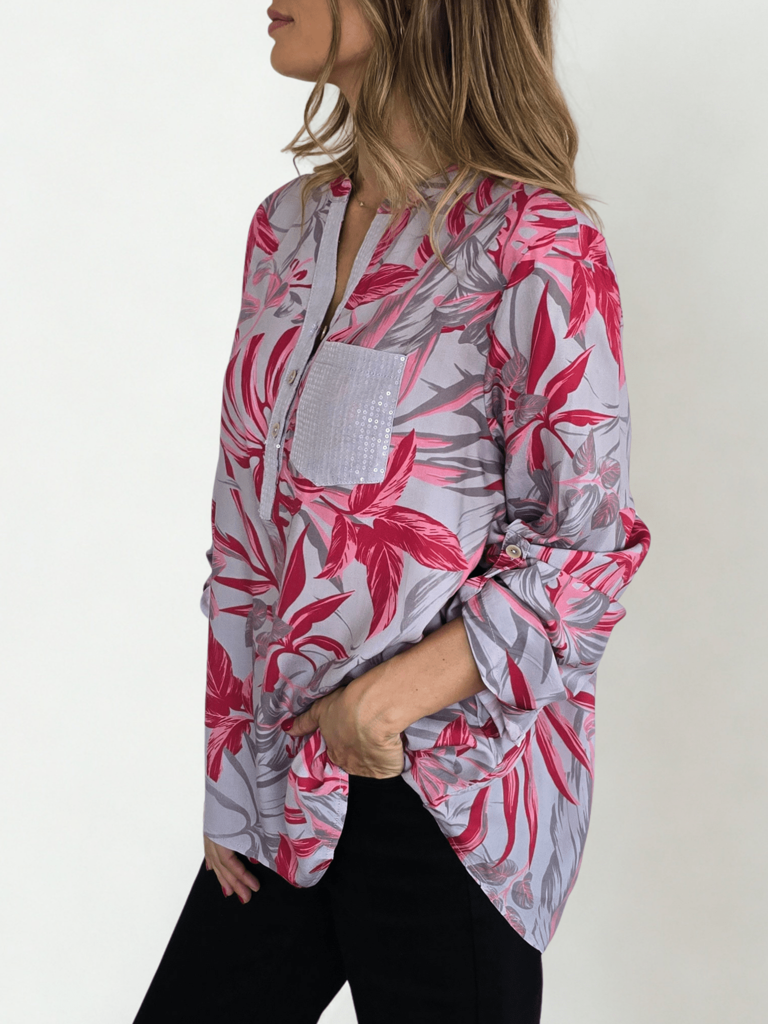 Blusa Estampada, fondo Gris