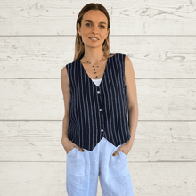 Cargar imagen en el visor de la galería, Blusa Gillette 100% Lino Italiano Rayas, fondo Azul Marino
