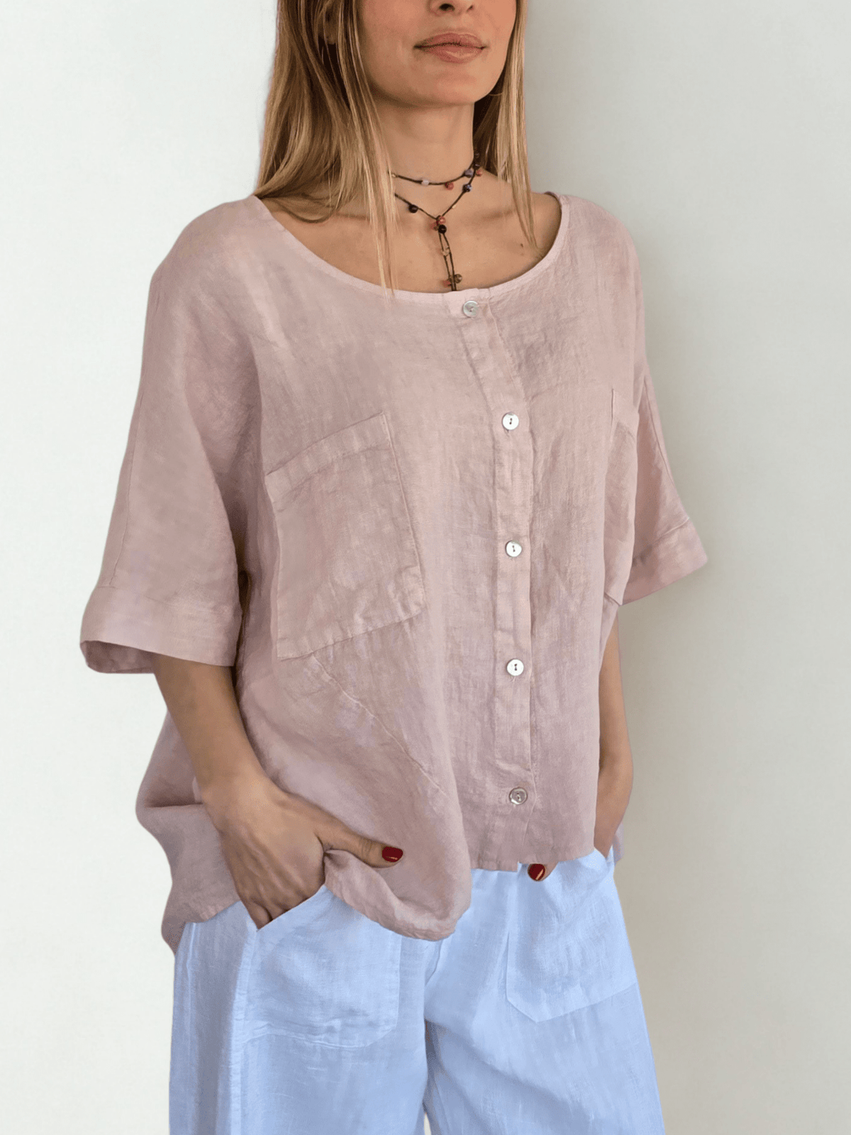 Blusa Italiana 100% Lino dos Bolsillos, color Rosado