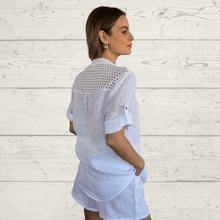 Cargar imagen en el visor de la galería, Blusa Italiana Toscana 100% Lino, color Blanco
