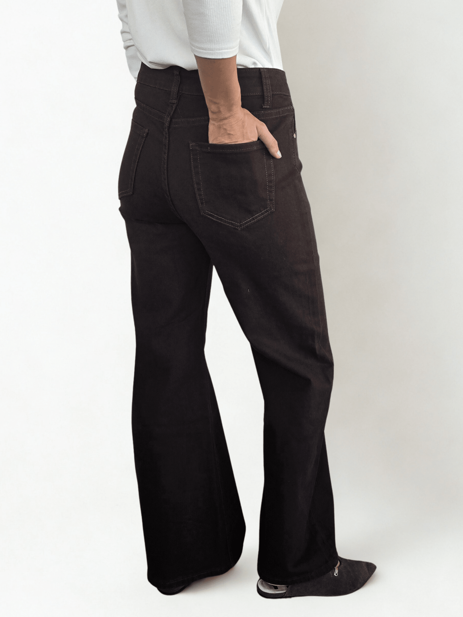 Pantalón de Gabardina, color Chocolate